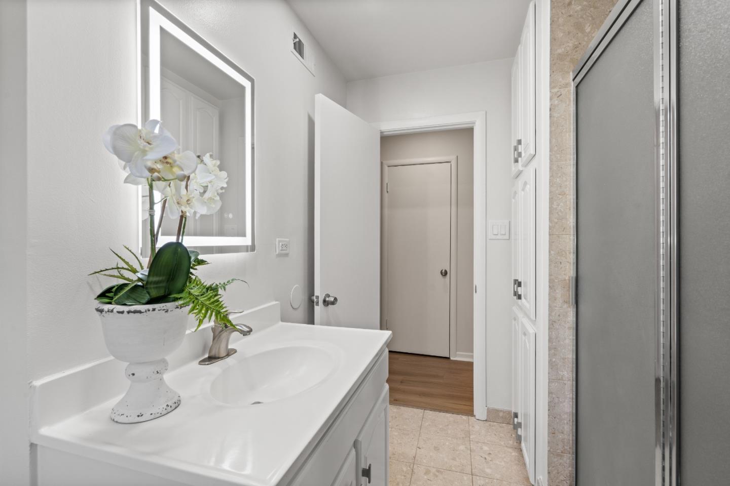 Detail Gallery Image 35 of 75 For 332 Camino Al Lago, Menlo Park,  CA 94027 - 3 Beds | 2 Baths