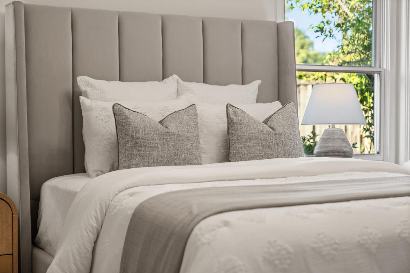 Detail Gallery Image 37 of 75 For 332 Camino Al Lago, Menlo Park,  CA 94027 - 3 Beds | 2 Baths
