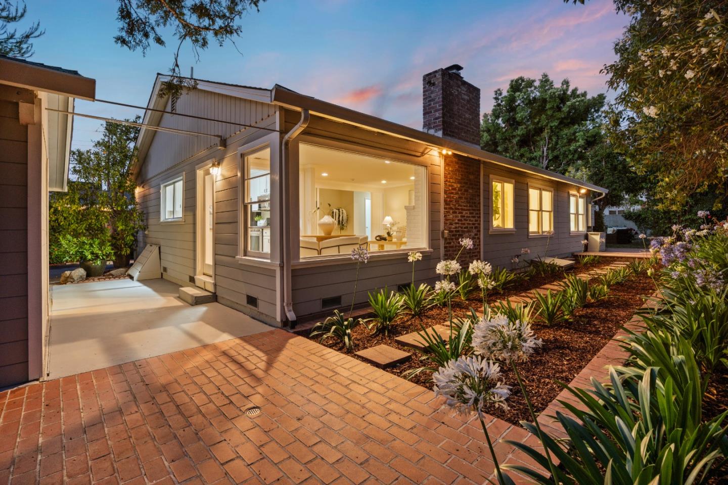 Detail Gallery Image 39 of 75 For 332 Camino Al Lago, Menlo Park,  CA 94027 - 3 Beds | 2 Baths