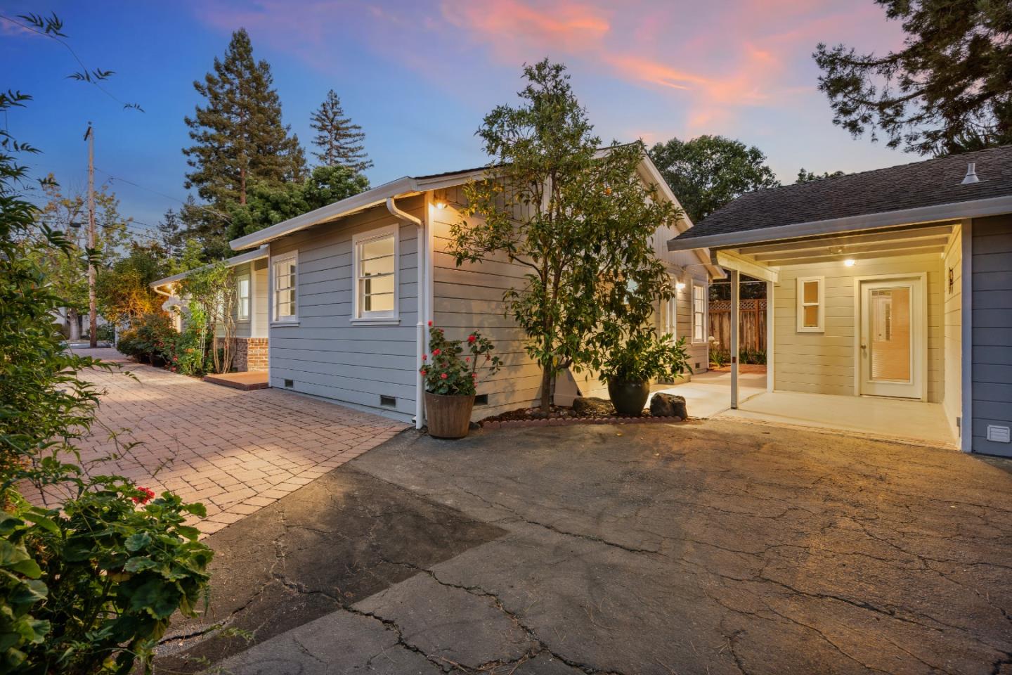 Detail Gallery Image 40 of 75 For 332 Camino Al Lago, Menlo Park,  CA 94027 - 3 Beds | 2 Baths