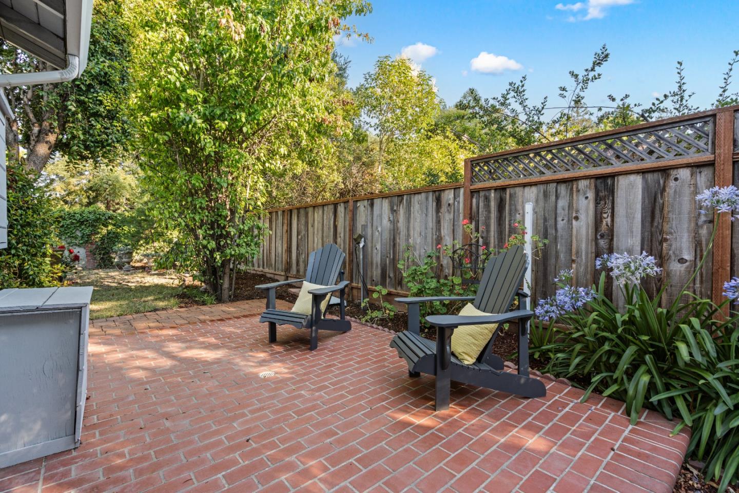 Detail Gallery Image 41 of 75 For 332 Camino Al Lago, Menlo Park,  CA 94027 - 3 Beds | 2 Baths