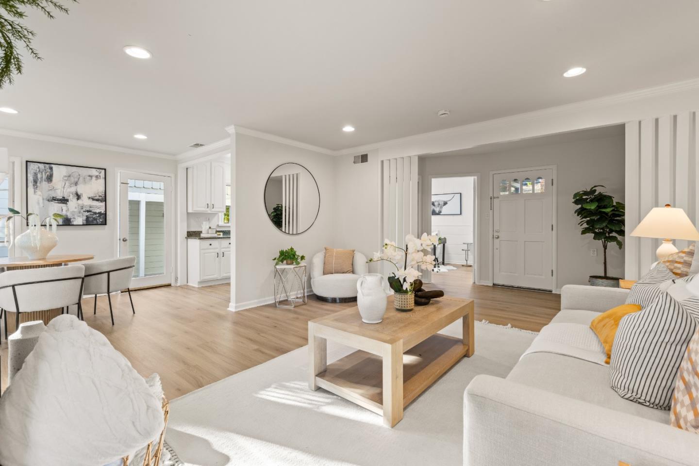 Detail Gallery Image 9 of 75 For 332 Camino Al Lago, Menlo Park,  CA 94027 - 3 Beds | 2 Baths
