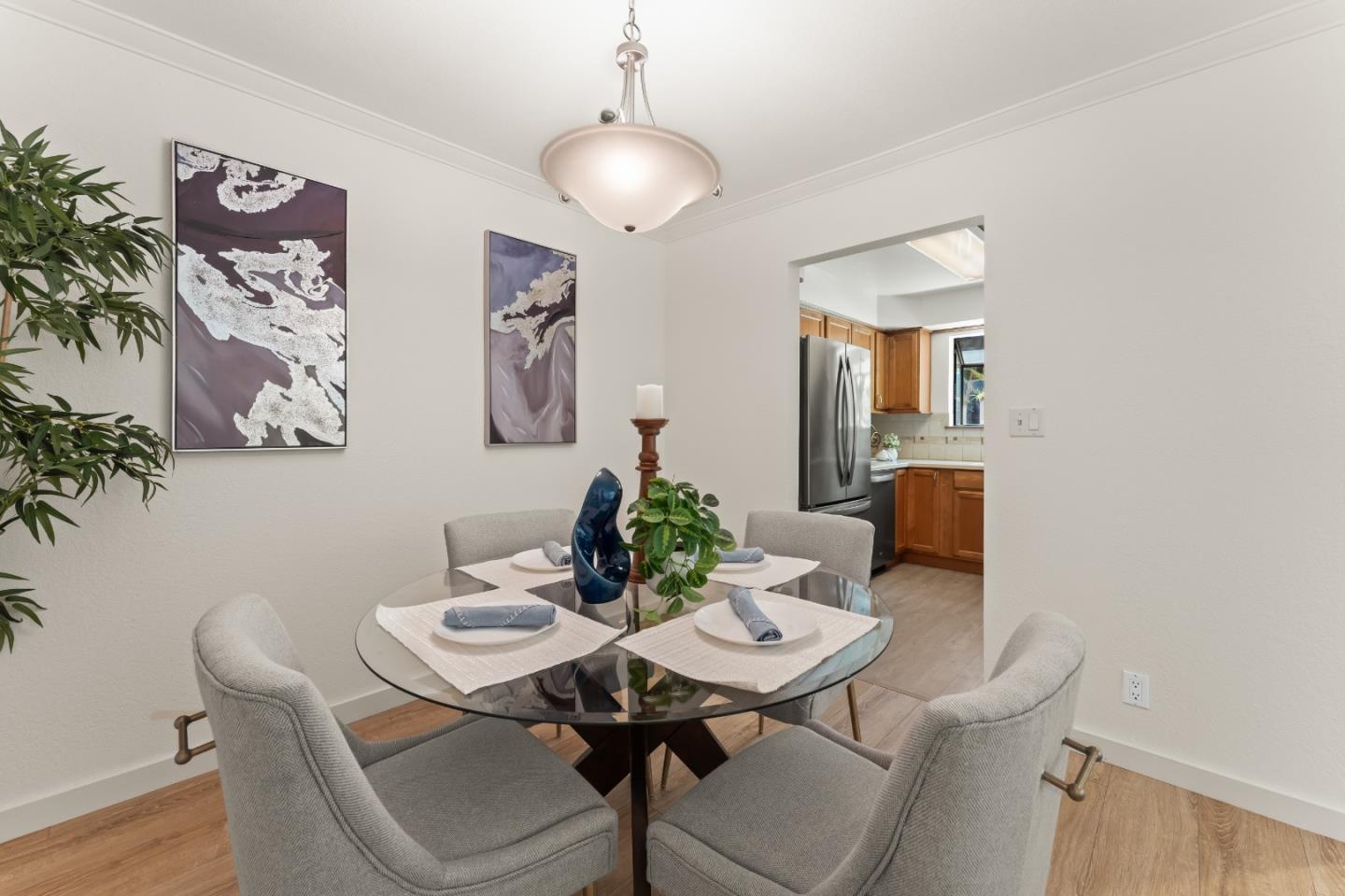 Detail Gallery Image 13 of 34 For 431 Northlake Dr #29,  San Jose,  CA 95117 - 2 Beds | 2 Baths