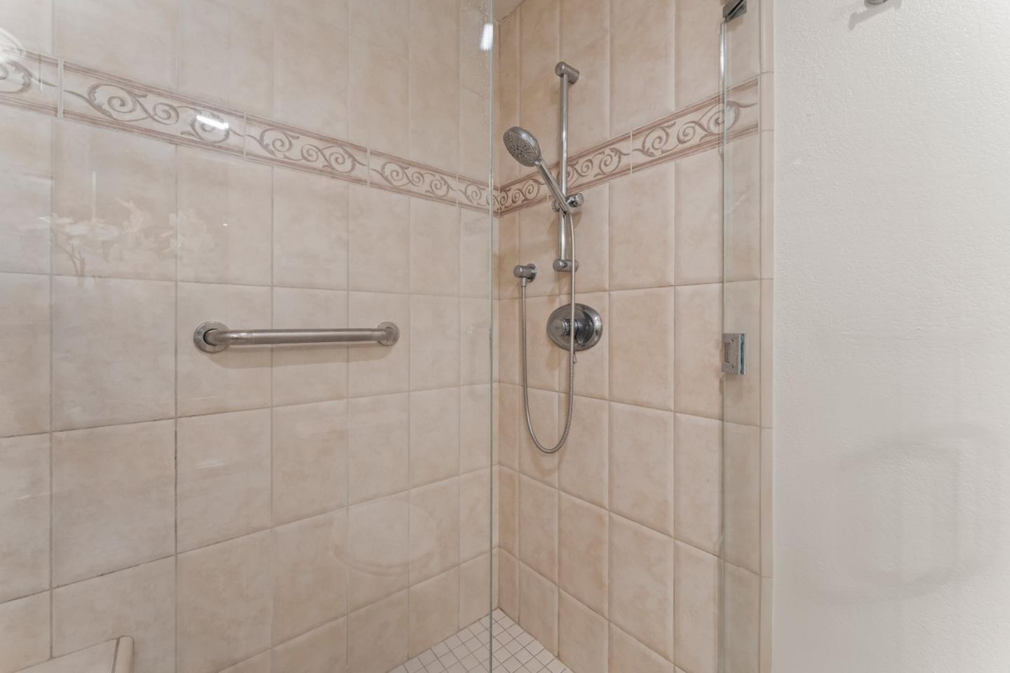 Detail Gallery Image 26 of 34 For 431 Northlake Dr #29,  San Jose,  CA 95117 - 2 Beds | 2 Baths