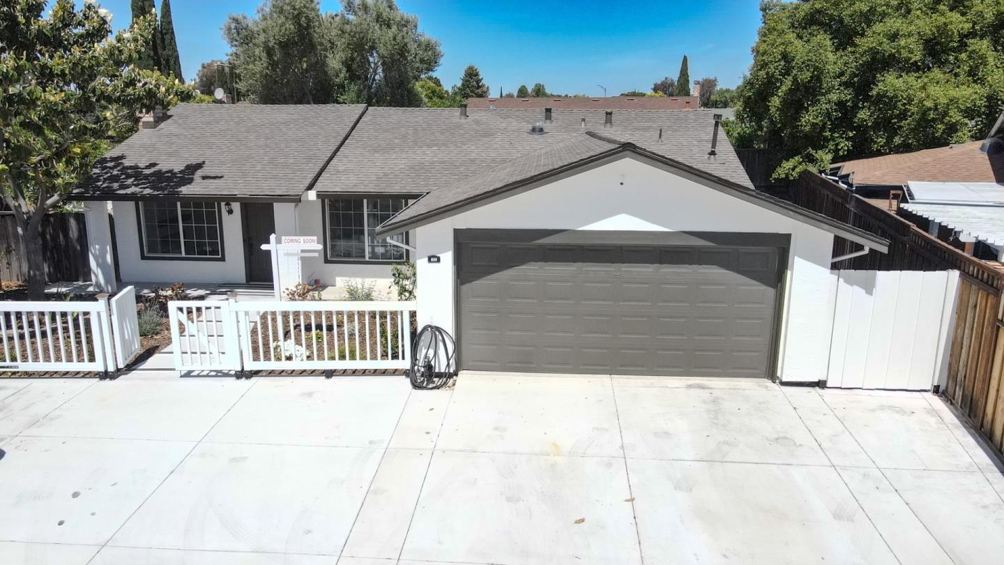 Detail Gallery Image 3 of 48 For 449 Chilberg Ct, San Jose,  CA 95133 - 4 Beds | 2 Baths