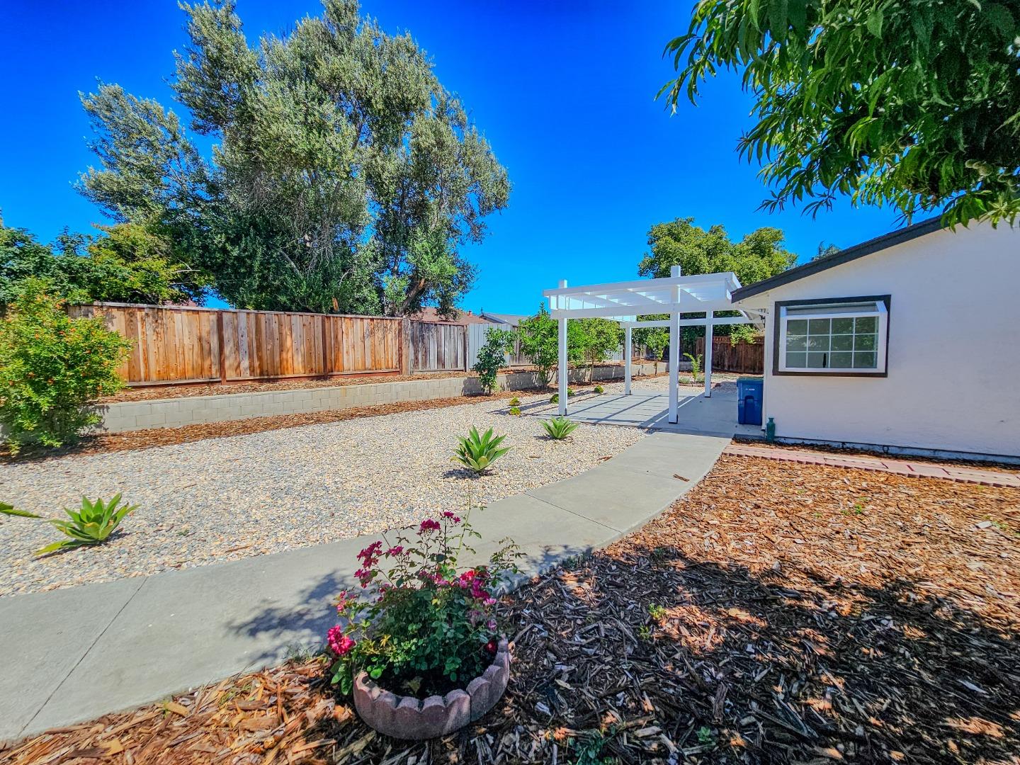 Detail Gallery Image 38 of 48 For 449 Chilberg Ct, San Jose,  CA 95133 - 4 Beds | 2 Baths