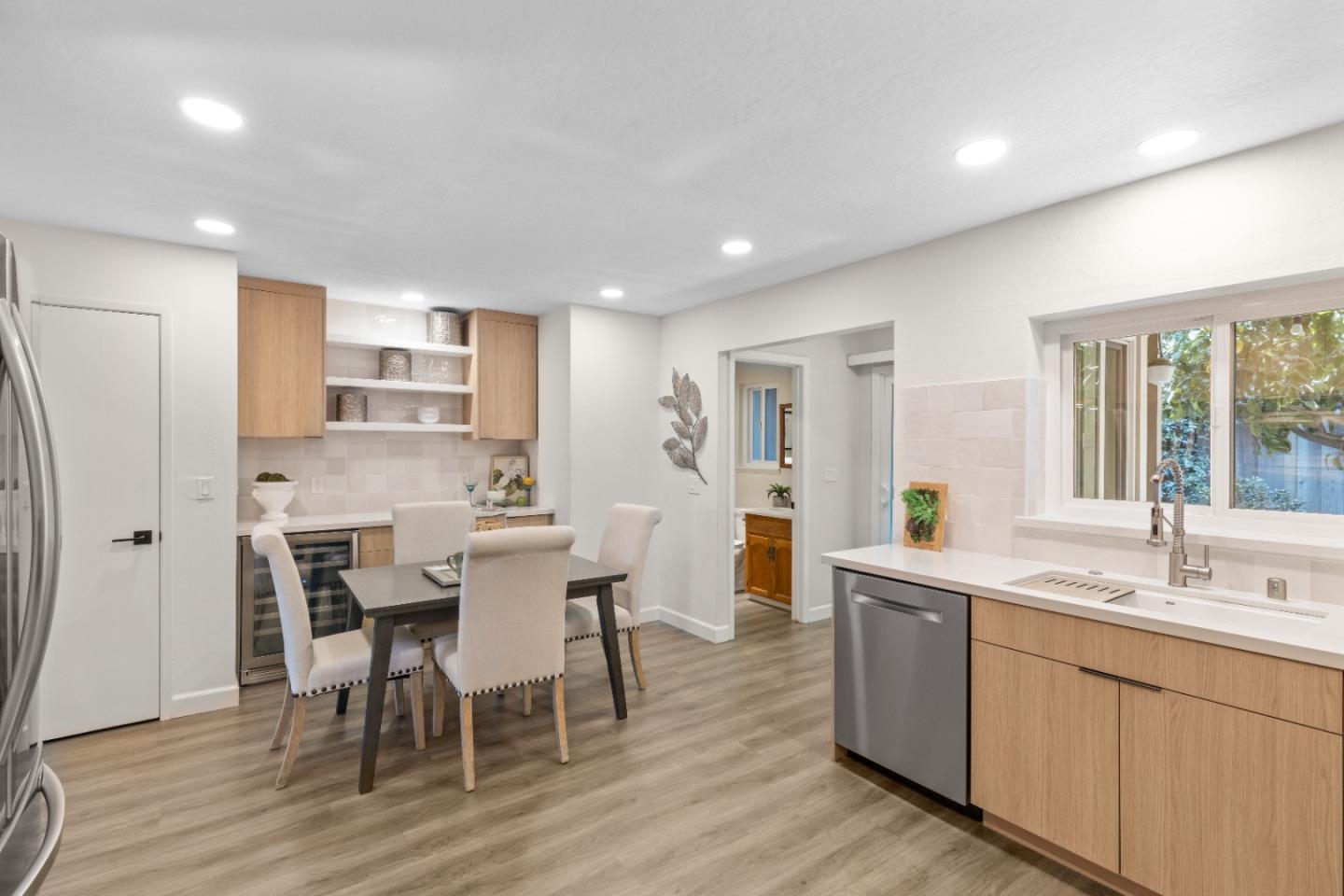 Detail Gallery Image 11 of 25 For 1161 White Pine Ct, San Jose,  CA 95125 - 3 Beds | 3 Baths