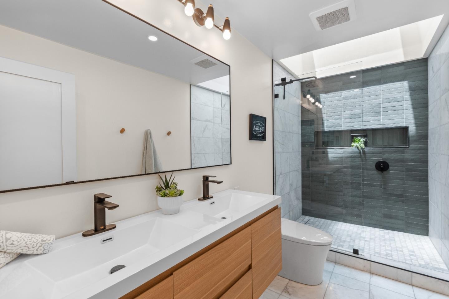 Detail Gallery Image 15 of 25 For 1161 White Pine Ct, San Jose,  CA 95125 - 3 Beds | 3 Baths