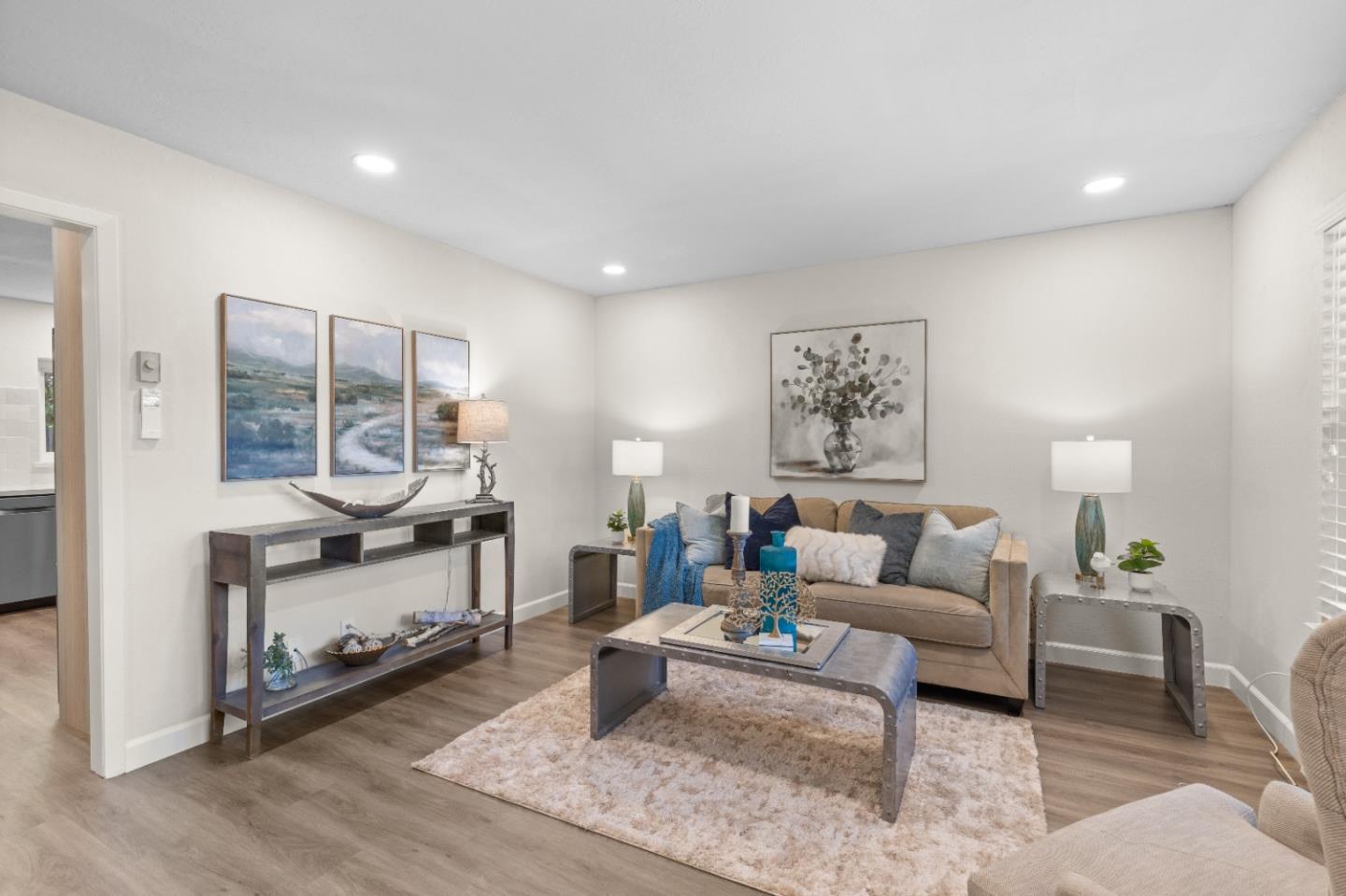 Detail Gallery Image 4 of 25 For 1161 White Pine Ct, San Jose,  CA 95125 - 3 Beds | 3 Baths