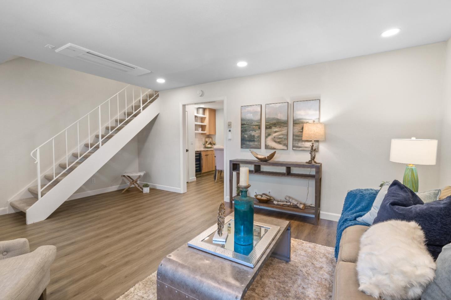 Detail Gallery Image 6 of 25 For 1161 White Pine Ct, San Jose,  CA 95125 - 3 Beds | 3 Baths