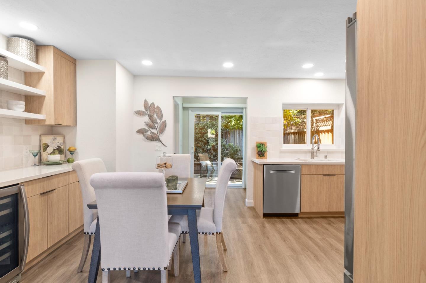 Detail Gallery Image 7 of 25 For 1161 White Pine Ct, San Jose,  CA 95125 - 3 Beds | 3 Baths