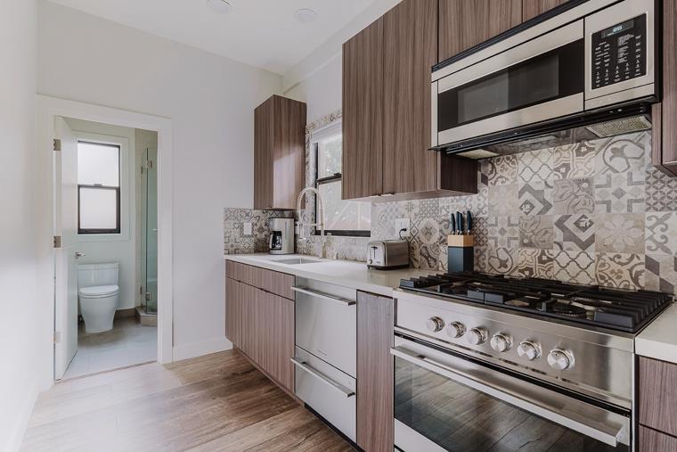 Detail Gallery Image 120 of 139 For 251 Middlefield Rd, Palo Alto,  CA 94301 - 11 Beds | 9/1 Baths