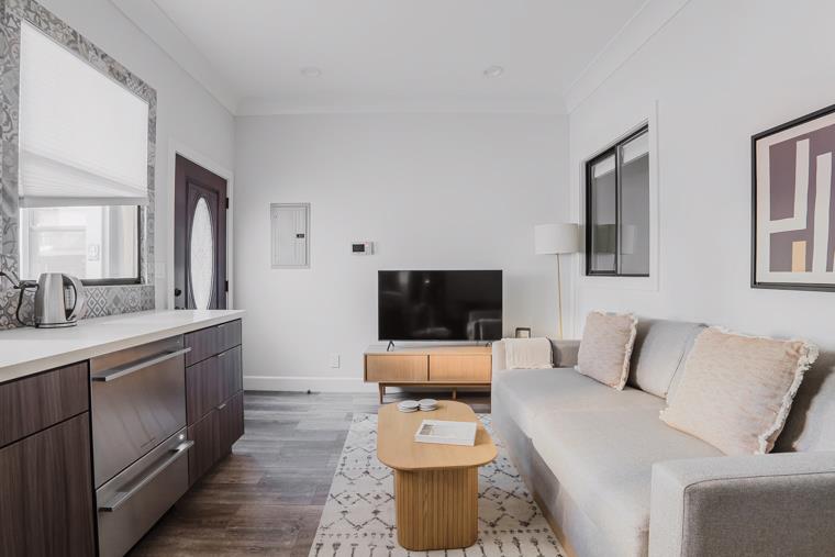 Detail Gallery Image 85 of 139 For 251 Middlefield Rd, Palo Alto,  CA 94301 - 11 Beds | 9/1 Baths