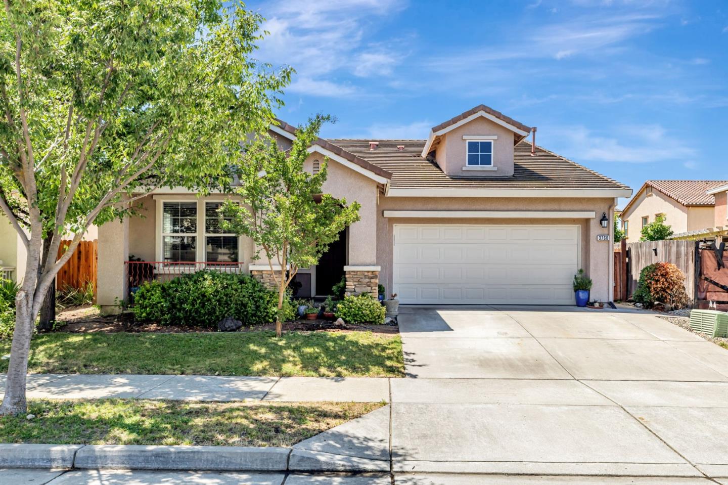 Detail Gallery Image 1 of 36 For 3760 Mirtoon Sea Ave, Sacramento,  CA 95834 - 4 Beds | 3 Baths