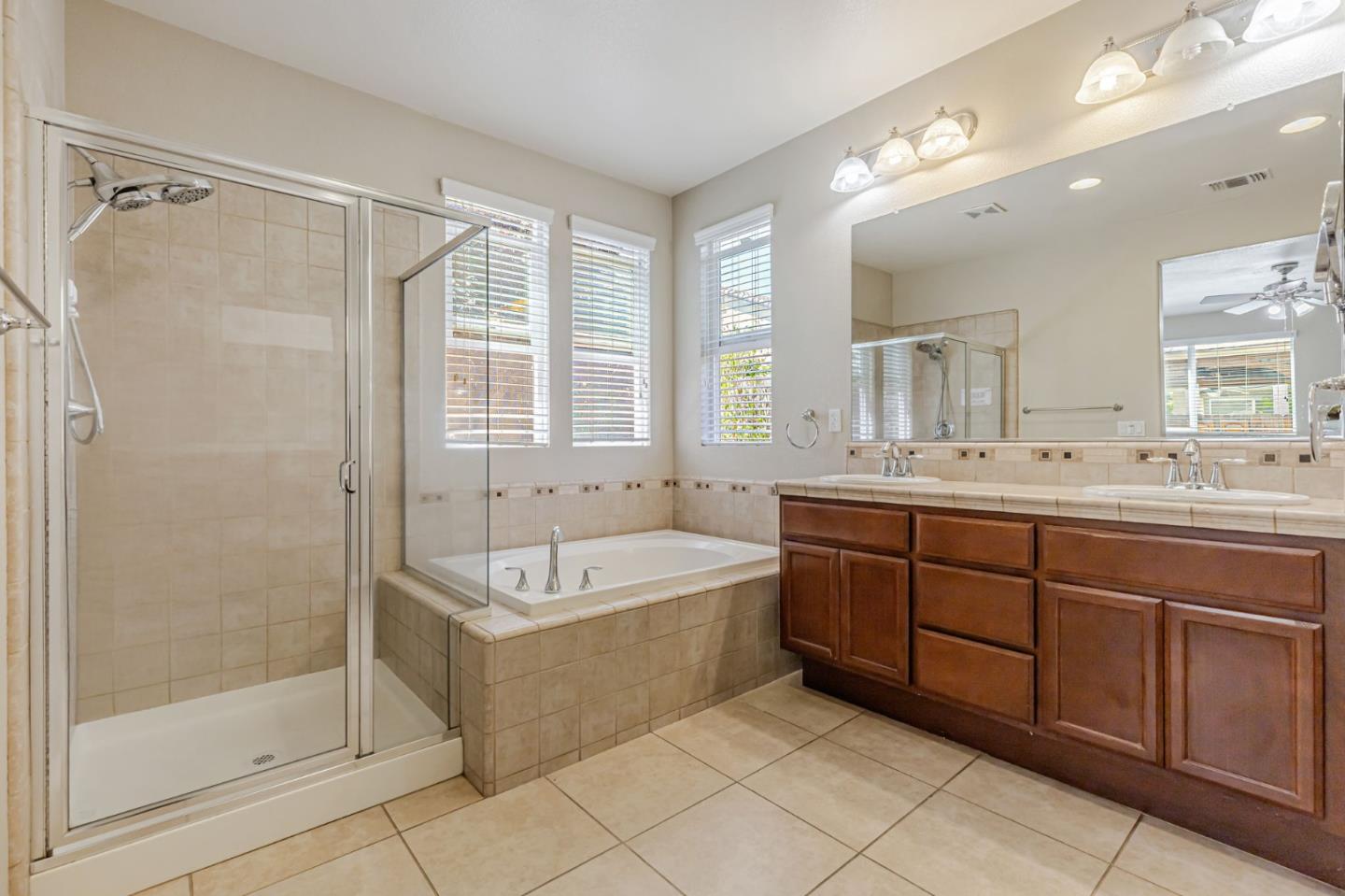 Detail Gallery Image 22 of 36 For 3760 Mirtoon Sea Ave, Sacramento,  CA 95834 - 4 Beds | 3 Baths