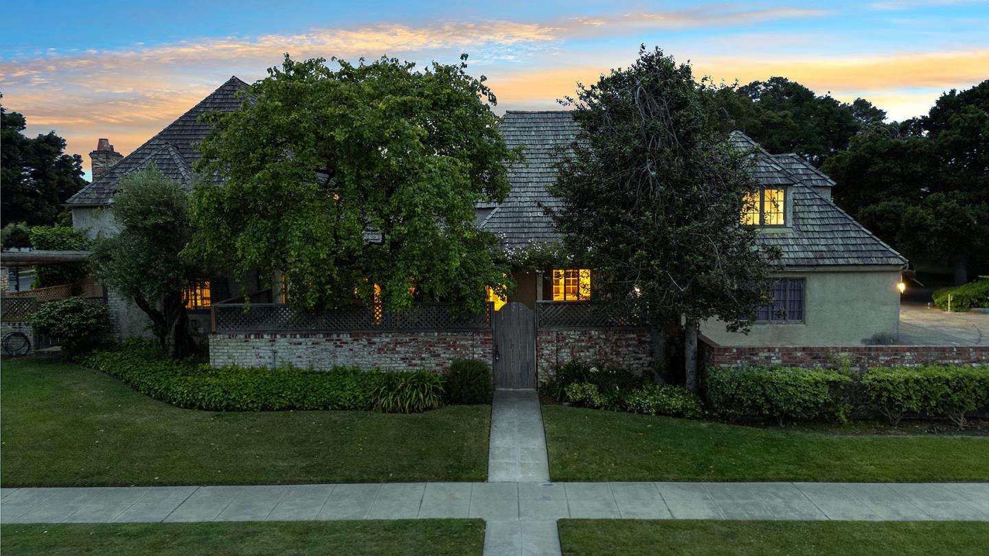Detail Gallery Image 58 of 58 For 8 Los Laureles Ave, Salinas,  CA 93901 - 7 Beds | 5/1 Baths