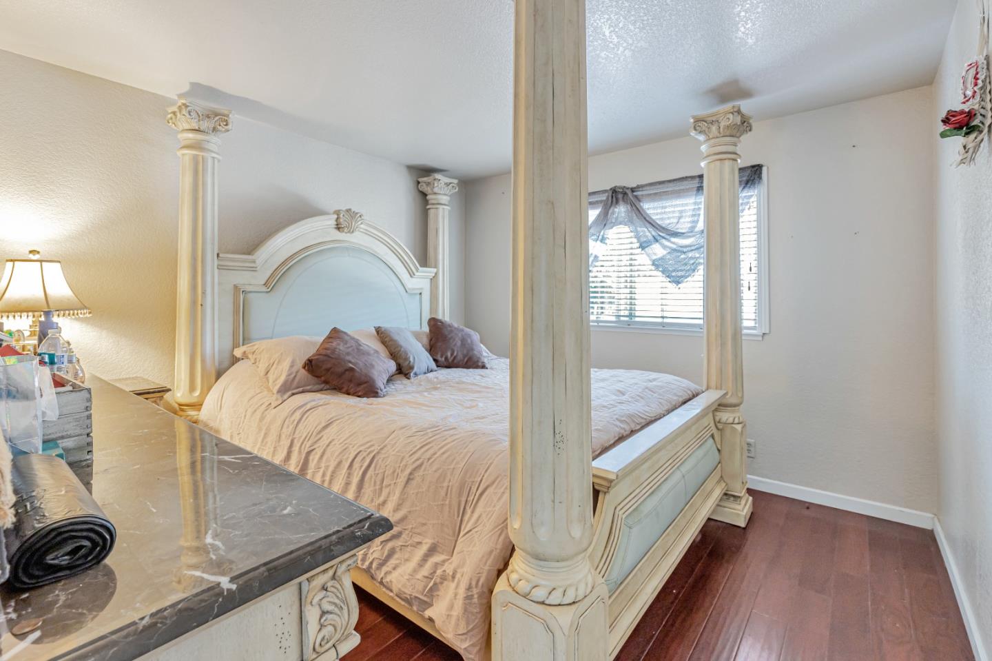 Detail Gallery Image 7 of 27 For 8180 Forest St, Gilroy,  CA 95020 - 3 Beds | 2 Baths