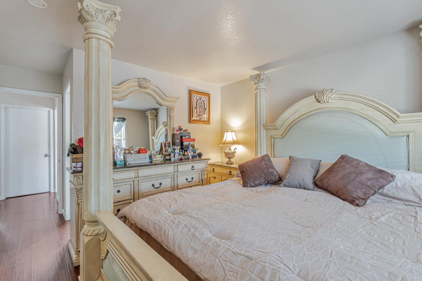 Detail Gallery Image 8 of 27 For 8180 Forest St, Gilroy,  CA 95020 - 3 Beds | 2 Baths