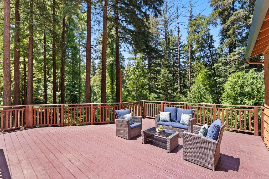Detail Gallery Image 11 of 44 For 1116 Lakeside Dr, Felton,  CA 95018 - 3 Beds | 2 Baths