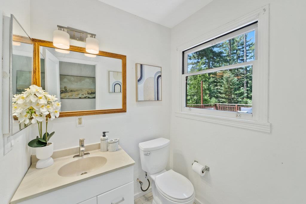 Detail Gallery Image 25 of 44 For 1116 Lakeside Dr, Felton,  CA 95018 - 3 Beds | 2 Baths