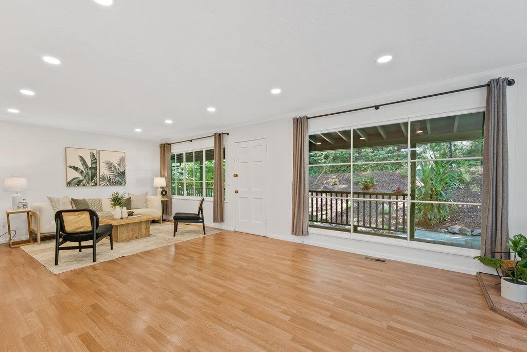 Detail Gallery Image 7 of 44 For 1116 Lakeside Dr, Felton,  CA 95018 - 3 Beds | 2 Baths
