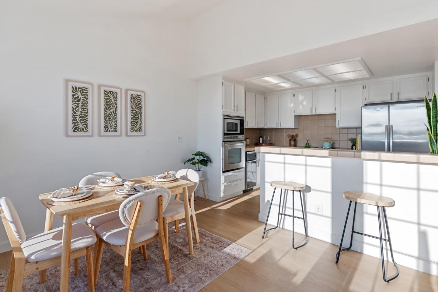 Detail Gallery Image 13 of 58 For 485 Canon Del Sol Dr, Watsonville,  CA 95076 - 3 Beds | 2/1 Baths