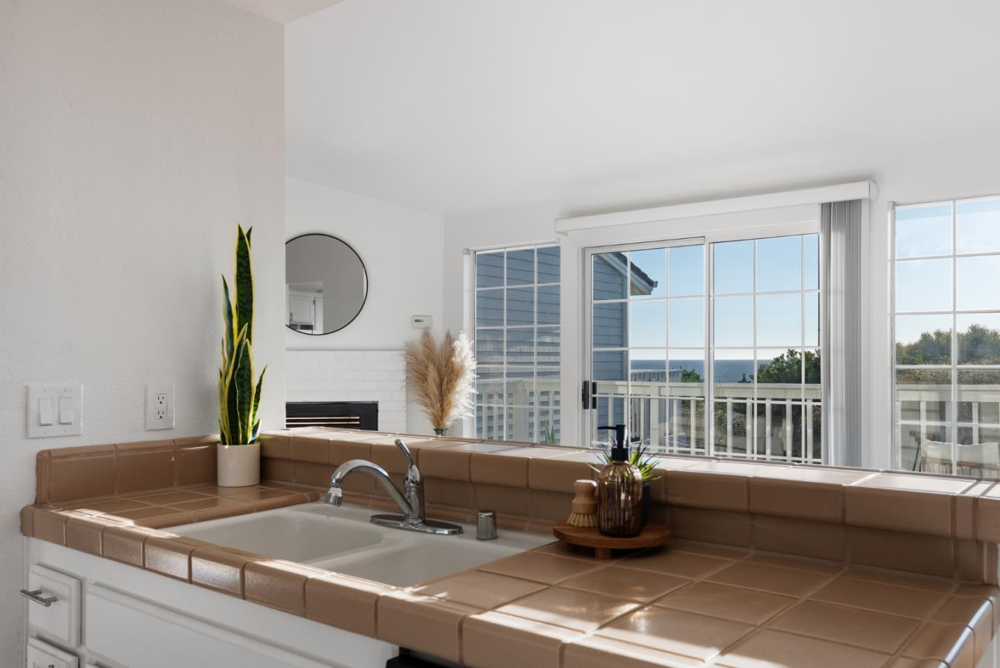 Detail Gallery Image 17 of 58 For 485 Canon Del Sol Dr, Watsonville,  CA 95076 - 3 Beds | 2/1 Baths