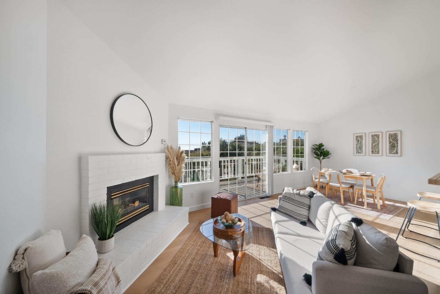 Detail Gallery Image 6 of 58 For 485 Canon Del Sol Dr, Watsonville,  CA 95076 - 3 Beds | 2/1 Baths