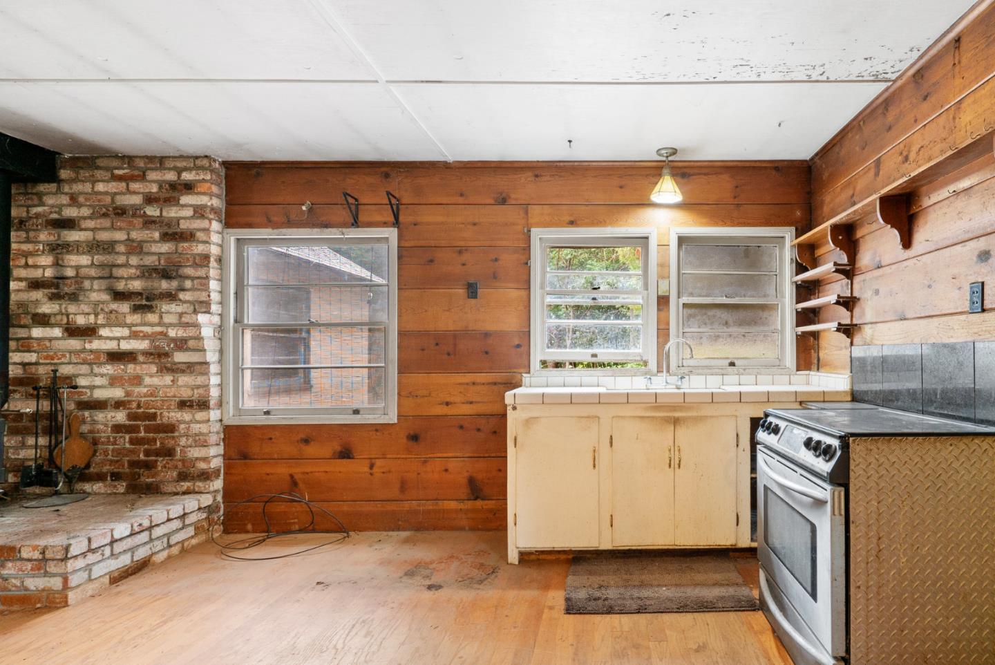 Detail Gallery Image 16 of 39 For 294 Ice Cream Grade, Santa Cruz,  CA 95060 - 2 Beds | 1 Baths