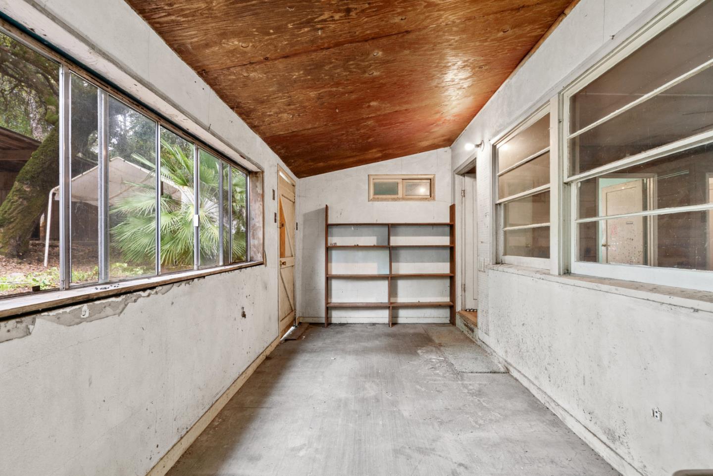 Detail Gallery Image 23 of 39 For 294 Ice Cream Grade, Santa Cruz,  CA 95060 - 2 Beds | 1 Baths