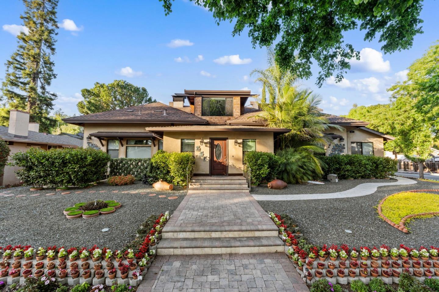 Thumbnail for 251 Middlefield Rd, Palo Alto, CA 94301