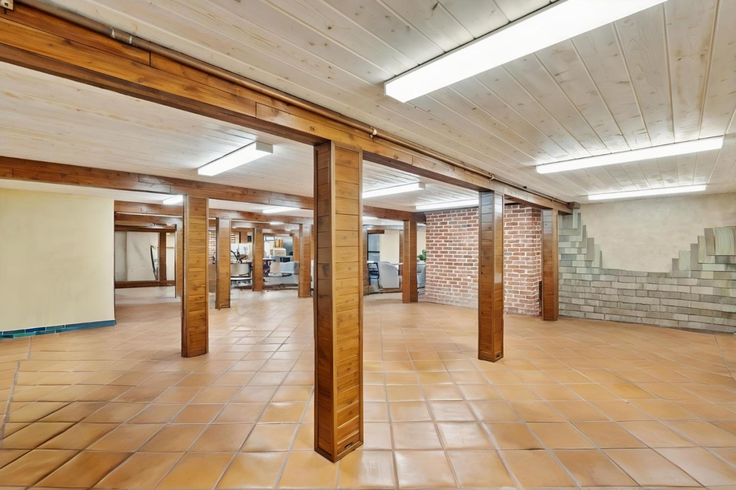 Detail Gallery Image 42 of 139 For 251 Middlefield Rd, Palo Alto,  CA 94301 - – Beds | – Baths
