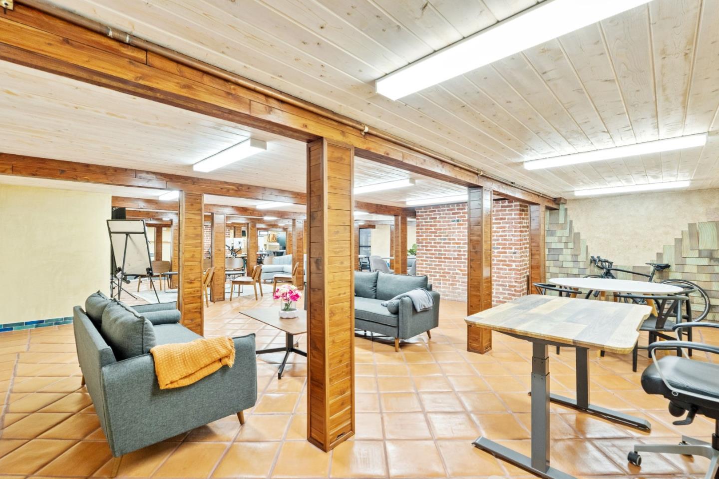 Detail Gallery Image 58 of 139 For 251 Middlefield Rd, Palo Alto,  CA 94301 - – Beds | – Baths
