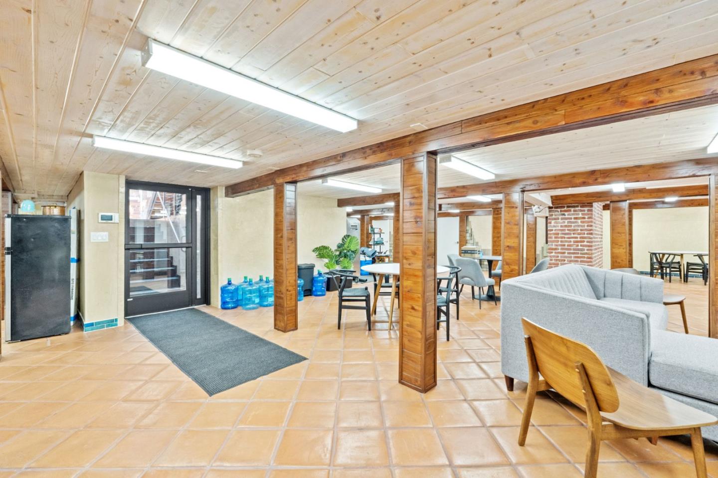 Detail Gallery Image 68 of 139 For 251 Middlefield Rd, Palo Alto,  CA 94301 - – Beds | – Baths