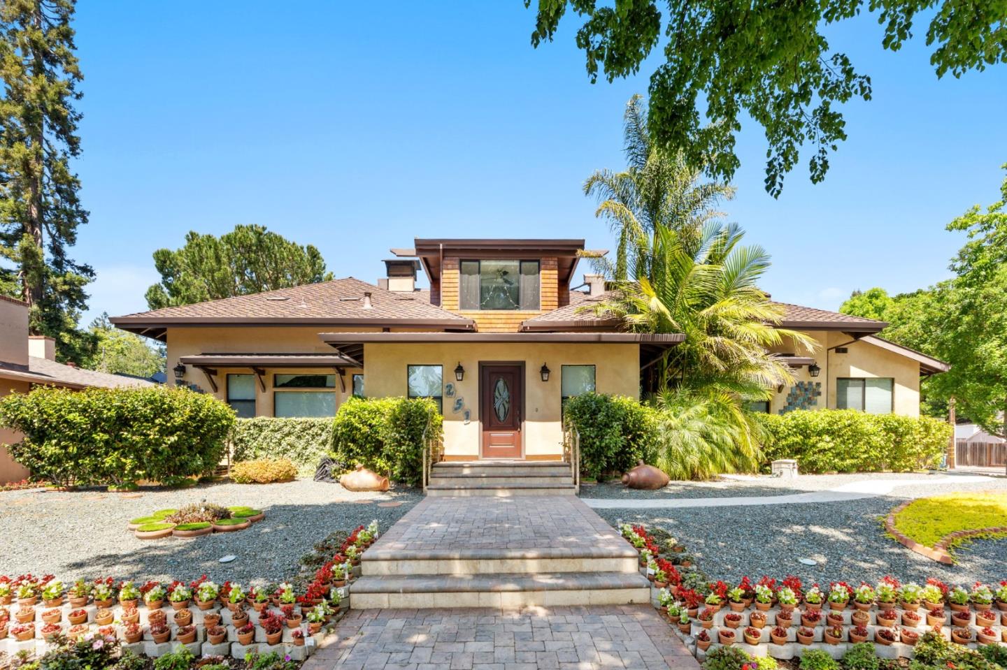 Detail Gallery Image 7 of 139 For 251 Middlefield Rd, Palo Alto,  CA 94301 - – Beds | – Baths