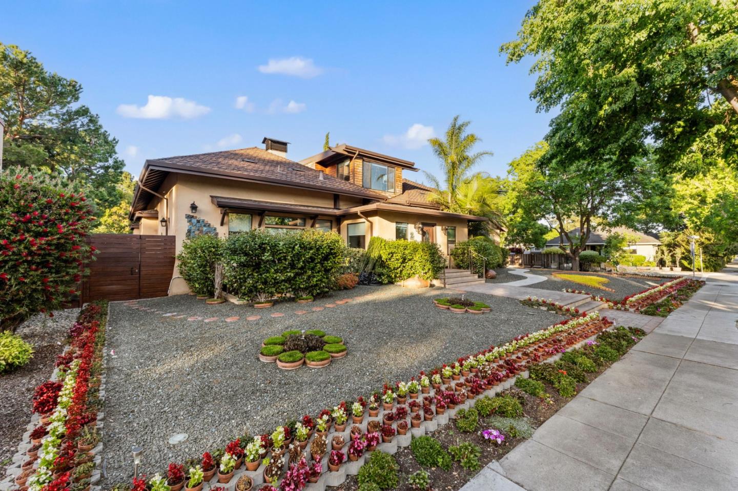Detail Gallery Image 9 of 139 For 251 Middlefield Rd, Palo Alto,  CA 94301 - – Beds | – Baths