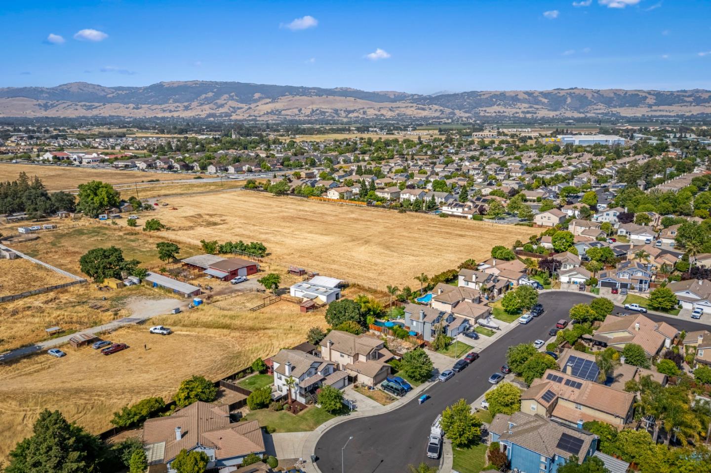 Detail Gallery Image 72 of 84 For 9082 Spencer Ct, Gilroy,  CA 95020 - 4 Beds | 2/1 Baths
