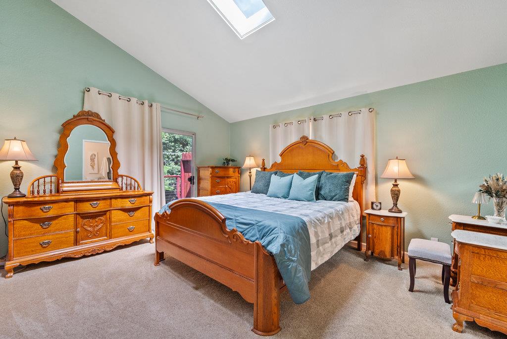 Detail Gallery Image 12 of 35 For 252 Nichols Dr, Santa Cruz,  CA 95060 - 3 Beds | 2 Baths