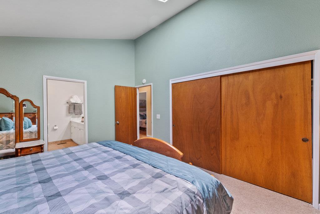 Detail Gallery Image 13 of 35 For 252 Nichols Dr, Santa Cruz,  CA 95060 - 3 Beds | 2 Baths
