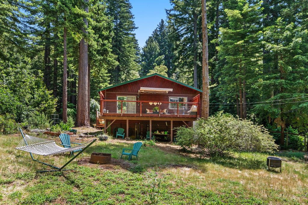 Detail Gallery Image 23 of 35 For 252 Nichols Dr, Santa Cruz,  CA 95060 - 3 Beds | 2 Baths