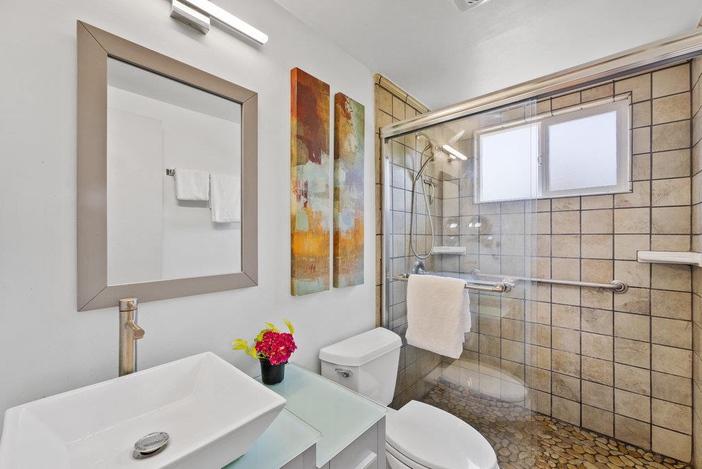 Detail Gallery Image 17 of 44 For 261 Wheelock Rd, Watsonville,  CA 95076 - 2 Beds | 2 Baths