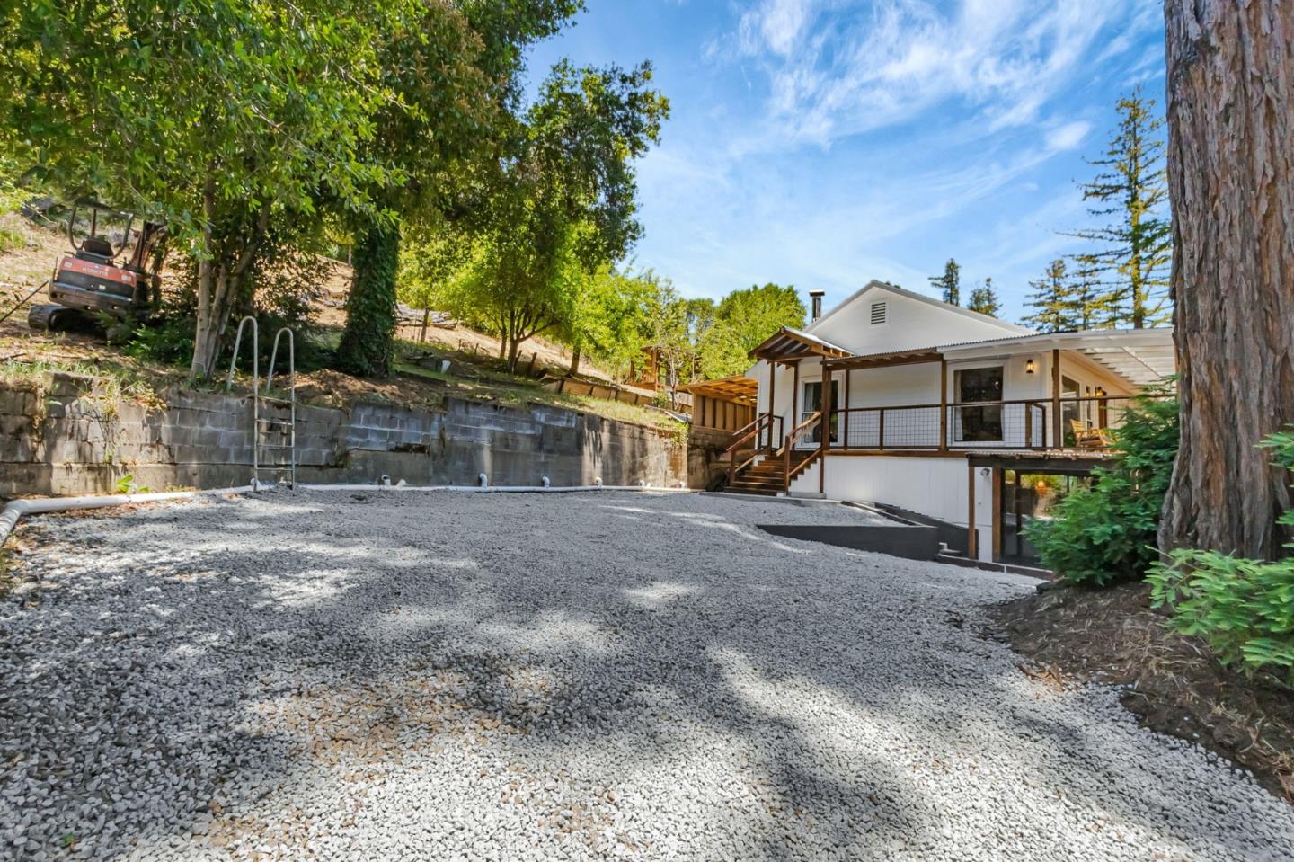 Detail Gallery Image 2 of 45 For 13805 Bear Creek Rd, Boulder Creek,  CA 95006 - 1 Beds | 1 Baths