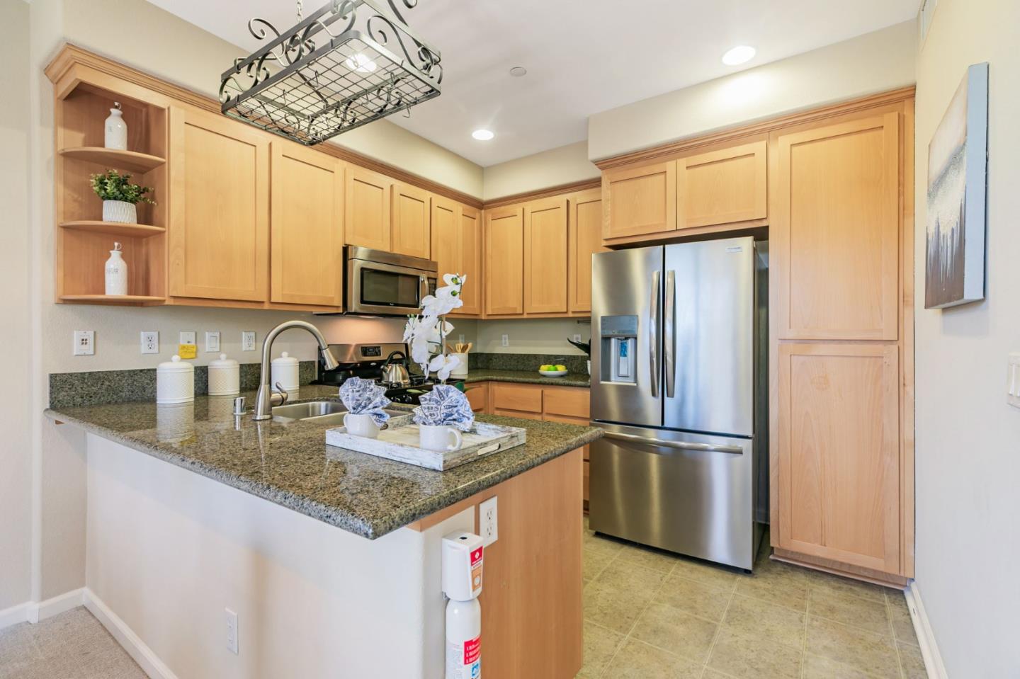 Detail Gallery Image 16 of 49 For 2070 Almaden Rd, San Jose,  CA 95125 - 2 Beds | 2/1 Baths