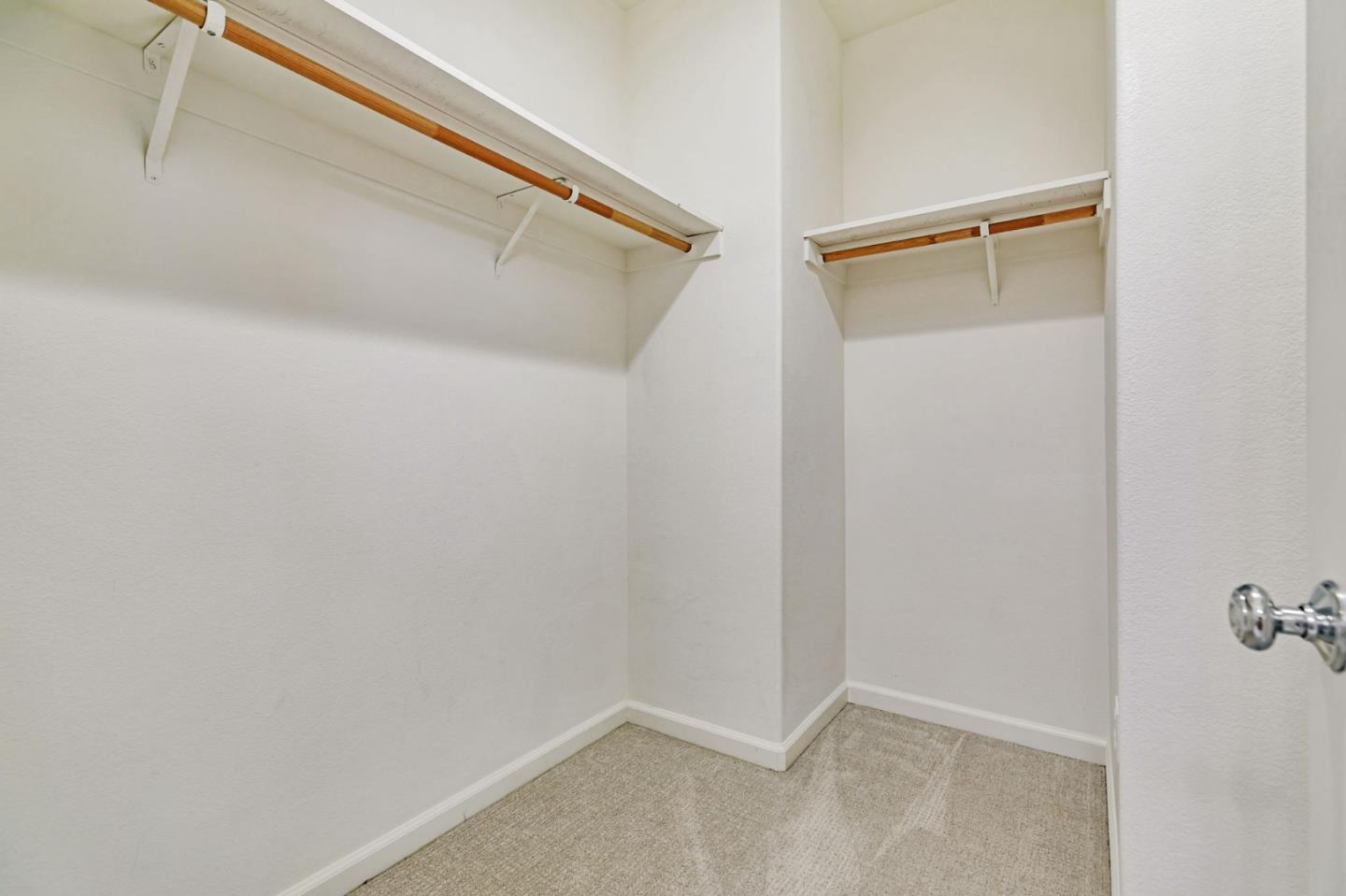 Detail Gallery Image 32 of 49 For 2070 Almaden Rd, San Jose,  CA 95125 - 2 Beds | 2/1 Baths