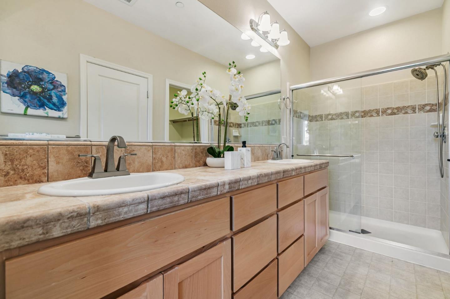 Detail Gallery Image 35 of 49 For 2070 Almaden Rd, San Jose,  CA 95125 - 2 Beds | 2/1 Baths