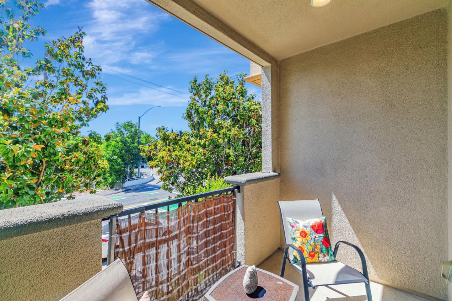 Detail Gallery Image 41 of 49 For 2070 Almaden Rd, San Jose,  CA 95125 - 2 Beds | 2/1 Baths