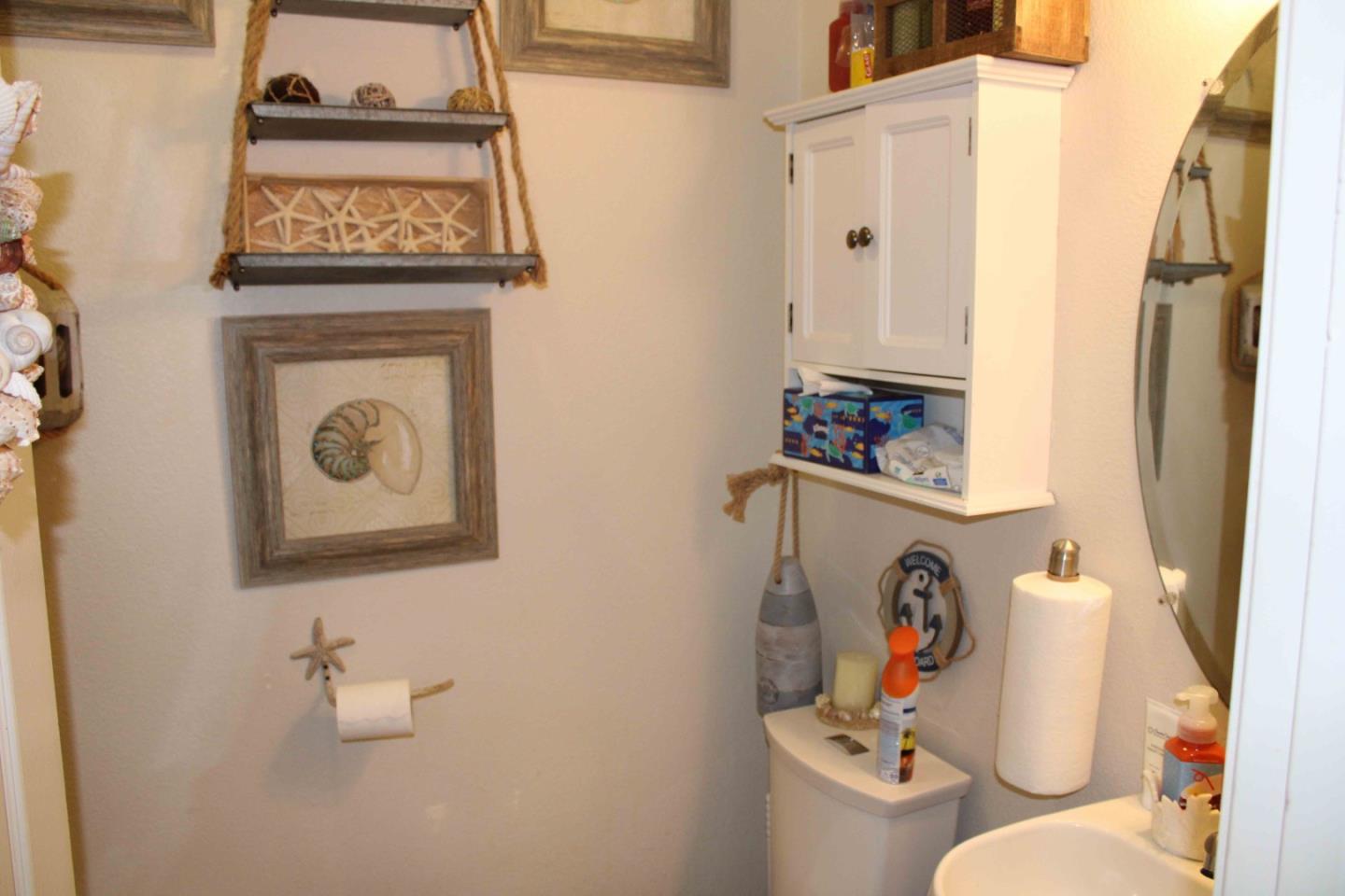 Detail Gallery Image 12 of 14 For 310 Carmel Ave, Marina,  CA 93933 - 3 Beds | 2/1 Baths