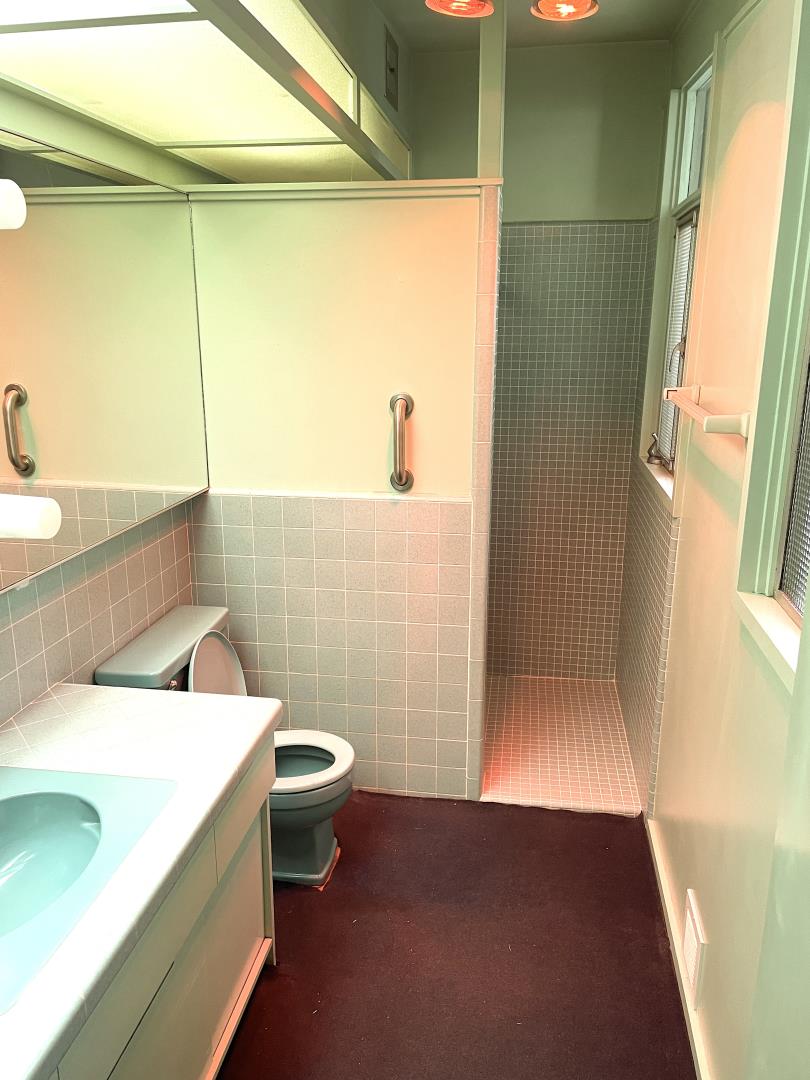 Detail Gallery Image 22 of 24 For 1245 Chula Vista Dr, Belmont,  CA 94002 - 4 Beds | 2 Baths