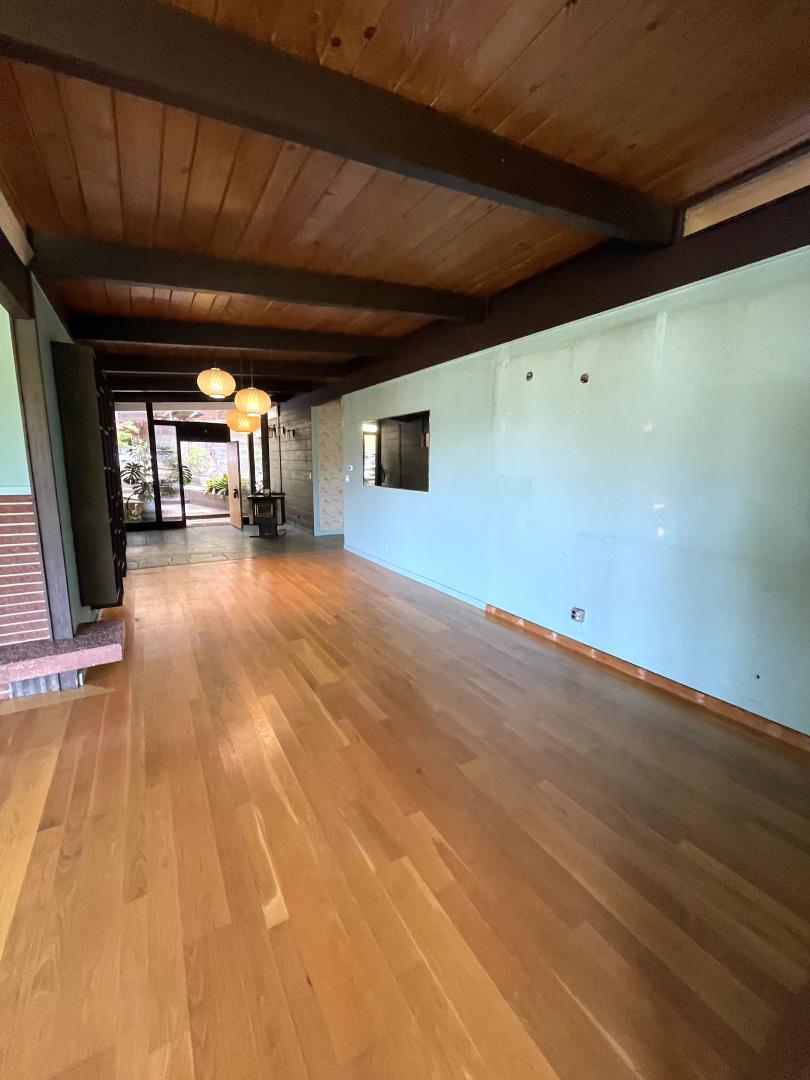 Detail Gallery Image 7 of 24 For 1245 Chula Vista Dr, Belmont,  CA 94002 - 4 Beds | 2 Baths