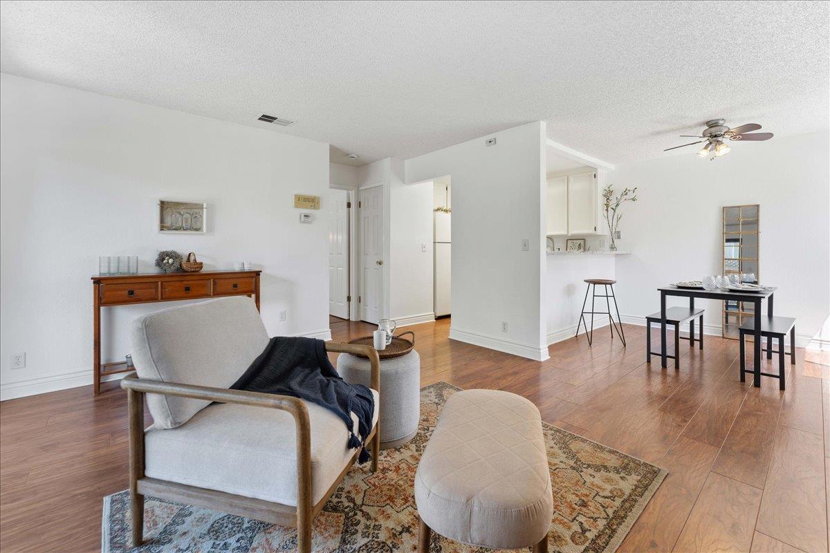 Detail Gallery Image 12 of 26 For 2004 La Terrace Cir, San Jose,  CA 95123 - 1 Beds | 1 Baths